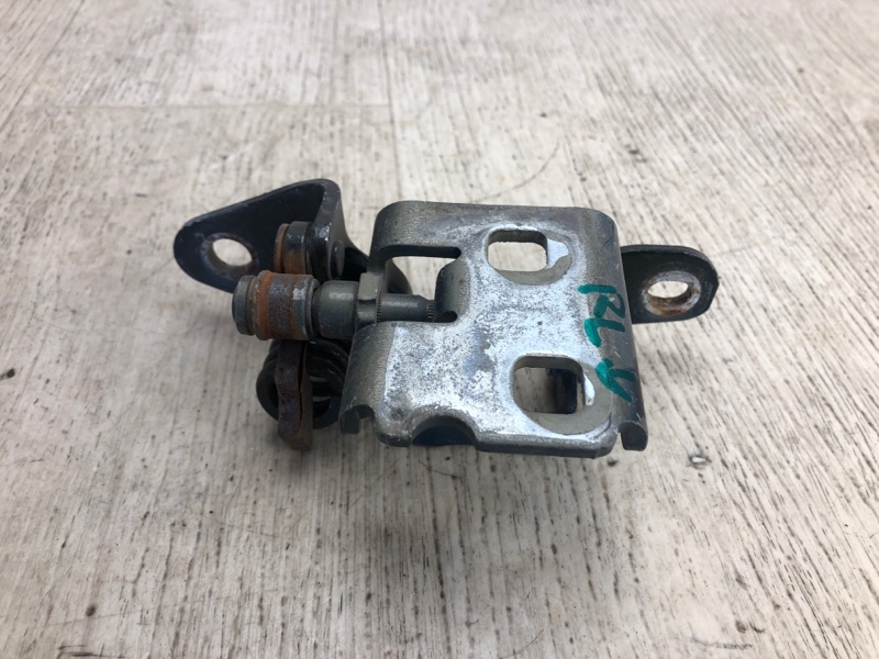 Петля двери нижняя задняя левая PATRIOT 10-17 2010 MK74 2.0 ECN Петля двери нижняя задняя левая PATRIOT 10-17 2010 MK74 2.0 ECN