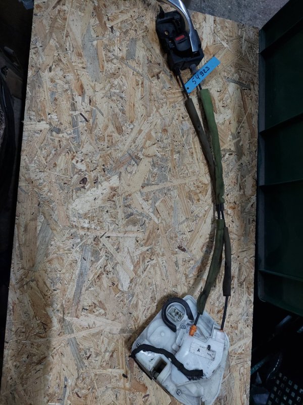 Замок двери задний левый CX-5 (KE) 11-17