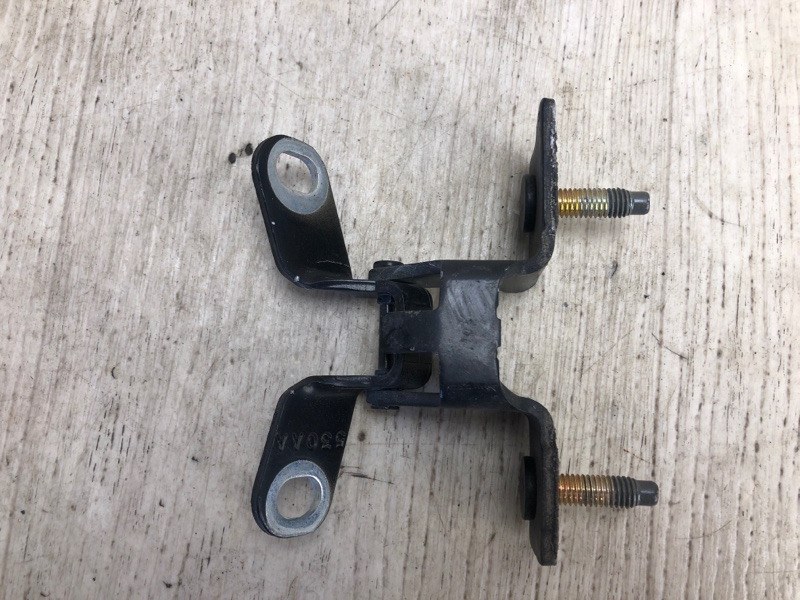 Петля крышки багажника правая JEEP COMPASS 06-16 2014 MK49 2.0 ECN 4589530AA Б/У