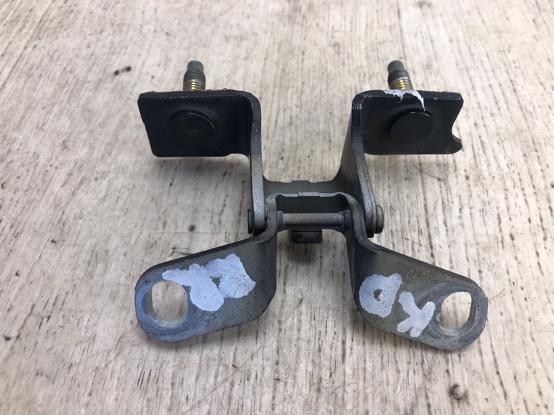 Петля крышки багажника правая COMPASS 06-16 2014 MK49 2.0 ECN