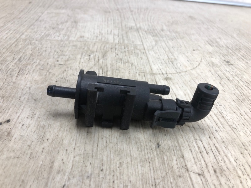 Клапан электромагнитный (вакуумный) KIA SORENTO XM 09-14 XM 2.4 G4KE