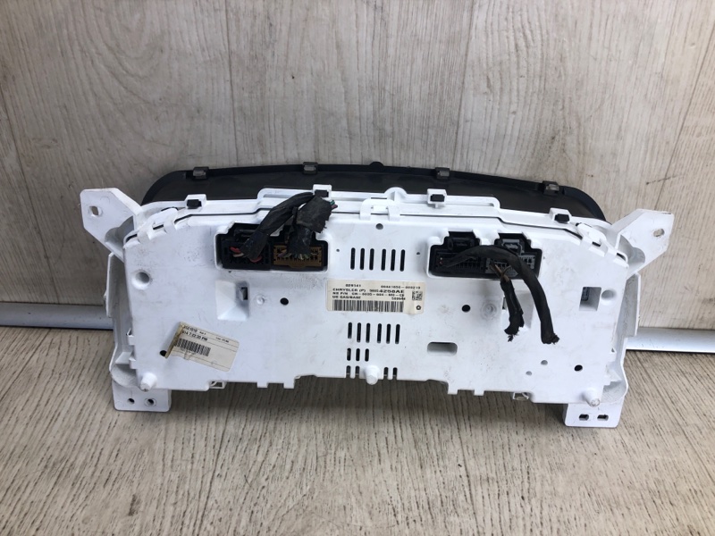 Панель приборов JEEP COMPASS 06-16 MK49 2.0 ECN