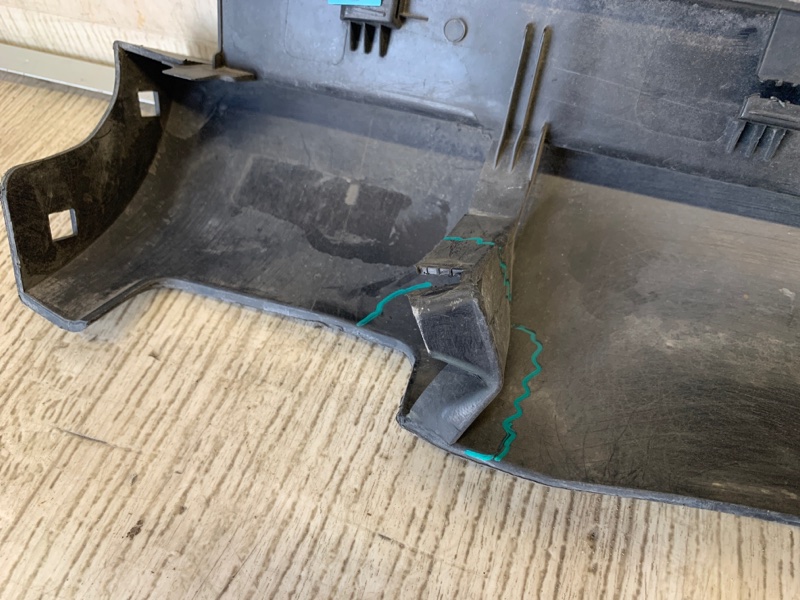 Накладка порога наружная левая CHEROKEE 14- 2017 KL 2.4 ED6 Накладка порога наружная левая CHEROKEE 14- 2017 KL 2.4 ED6