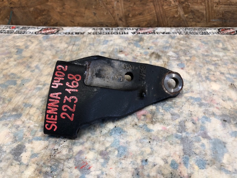 Кронштейн двигателя правый TOYOTA SIENNA 11-16 2015 Минивэн 3.5 2GR-FE 12315-0P020 Б/У