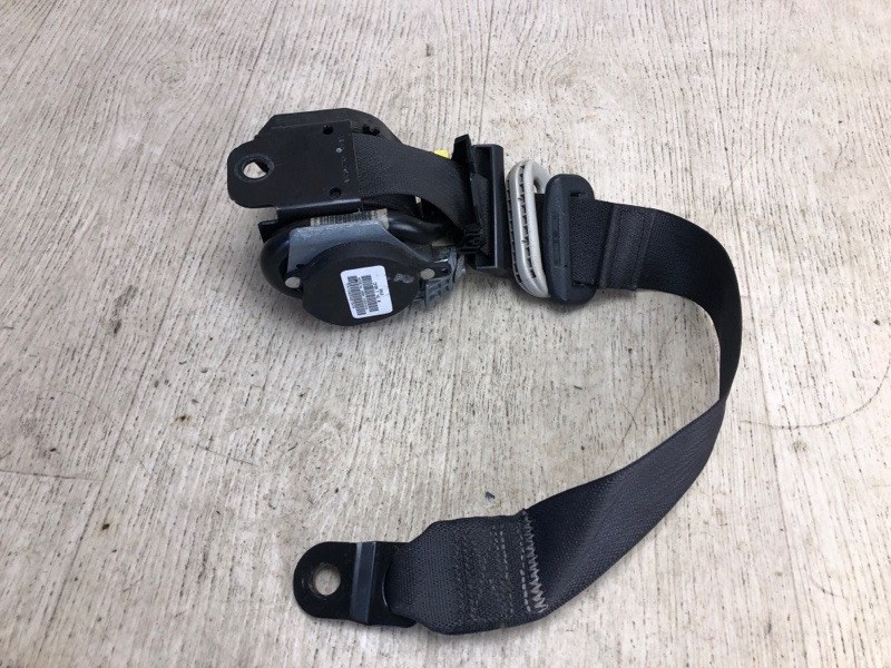 Запчасть ремень безопасности передний левый JEEP COMPASS 06-16 2014 MK49 2.0 ECN 1XC671DVAA Б/У Ремень безопасности передний левый JEEP COMPASS 06-16 2014 MK49 2.0 ECN 1XC671DVAA Б/У