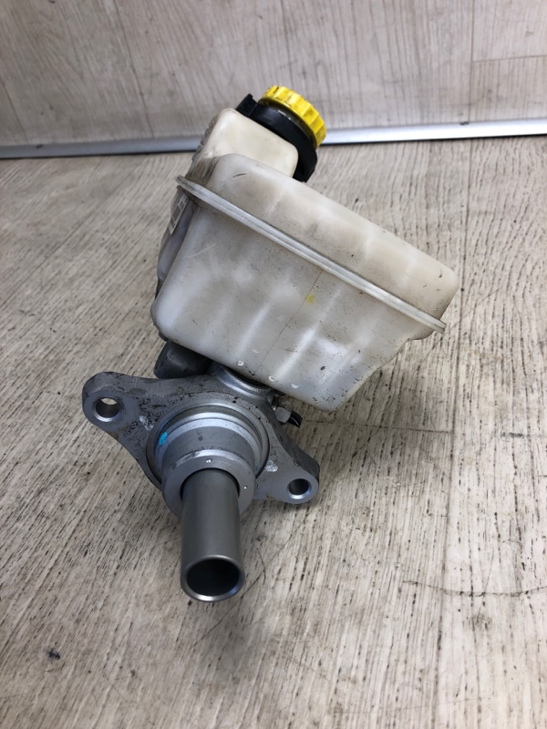 Главный тормозной цилиндр COMPASS 06-16 2014 MK49 2.0 ECN Главный тормозной цилиндр COMPASS 06-16 2014 MK49 2.0 ECN