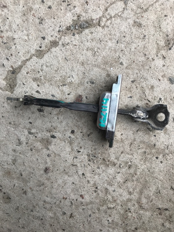 Ограничитель двери задний левый TOYOTA RAV4 05-12 GSA33 3.5 2GR-FE Ограничитель двери задний левый TOYOTA RAV4 05-12 GSA33 3.5 2GR-FE