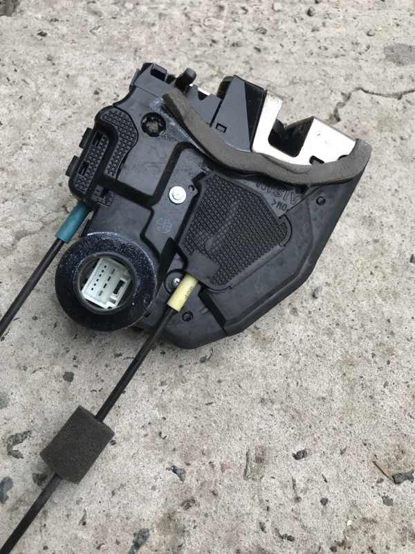 Замок двери задний левый RAV4 05-12 2008 GSA33 3.5 2GR-FE Замок двери задний левый RAV4 05-12 2008 GSA33 3.5 2GR-FE