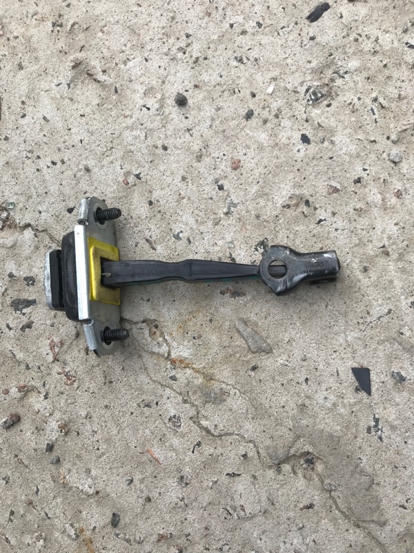 Ограничитель двери задний правый KIA SOUL PS 13-19 PS 2.0