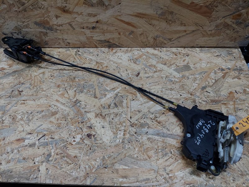 Замок двери задний левый MITSUBISHI LANCER X 10 07-15 2008 Седан 2.0 5745A303 Б/У