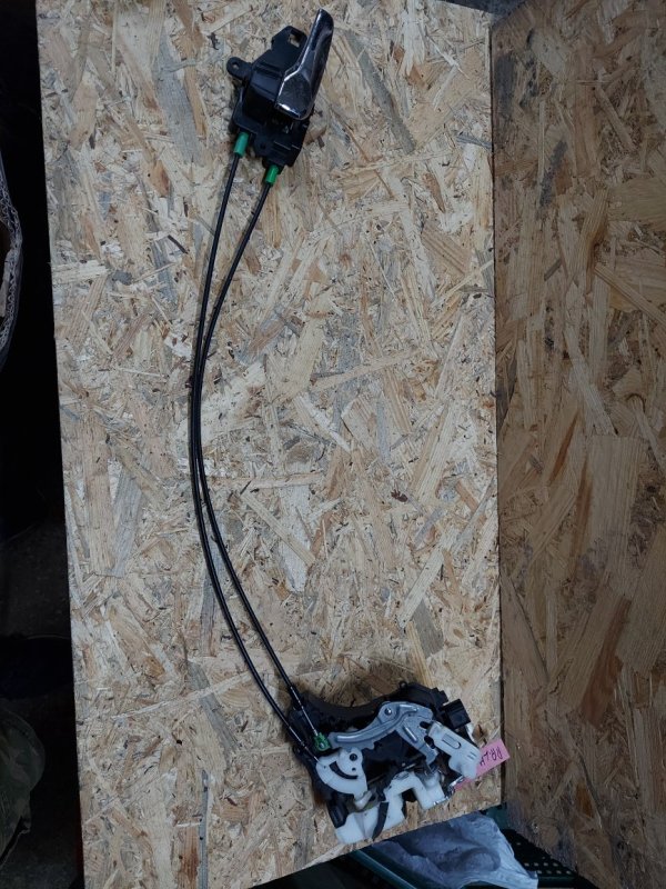 Замок двери задний левый OUTLANDER XL 05-13