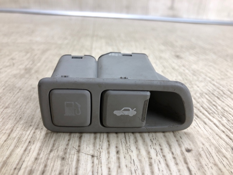 Кнопка открывания багажника внутренняя KIA OPTIMA TF 11-16 2011 TF 2.4 G4KJ 93555-2T00087 Б/У