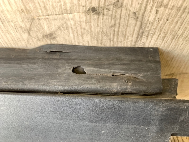 Накладка порога наружная правая EDGE 06-14 2014 TQ1 3.5 PDED