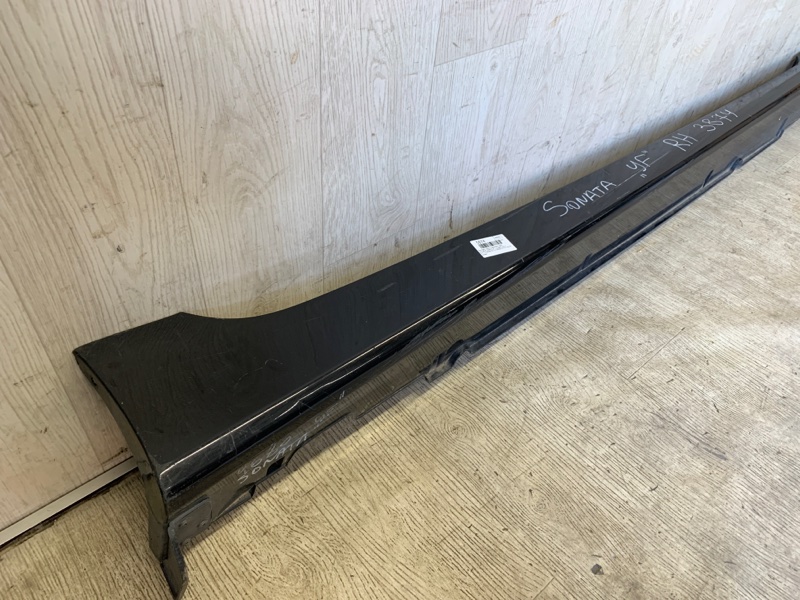 Накладка порога наружная правая HYUNDAI SONATA YF 10-14 YF 2.4 G4KK