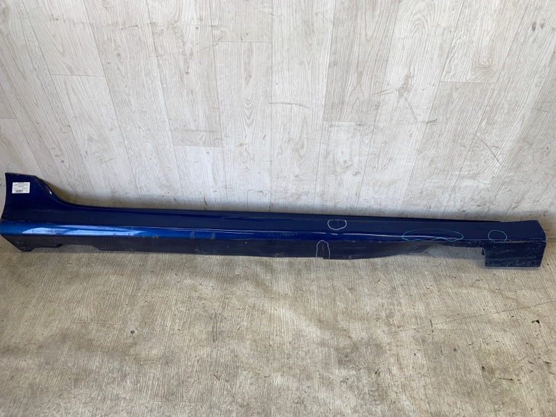 Накладка порога наружная правая 200 14-16 2015 UF 2.4 ED6