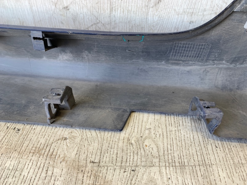 Накладка порога наружная правая 200 14-16 2015 UF 2.4 ED6