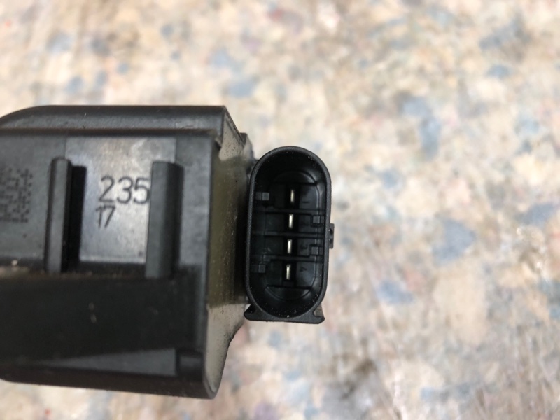 Катушка зажигания QX30 16-20 2019 Внедорожник 2.0 20PET