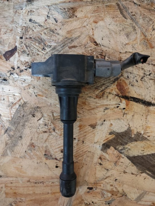 Катушка зажигания X-TRAIL T30 01-07 T30 2.5 QR25DE Катушка зажигания X-TRAIL T30 01-07 T30 2.5 QR25DE