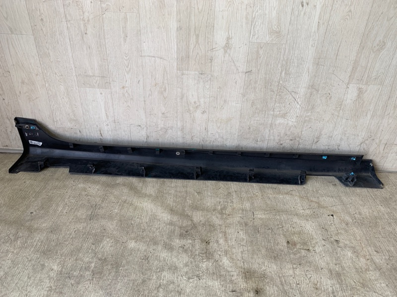 Накладка порога наружная левая 200 14-16 2015 UF 2.4 ED6