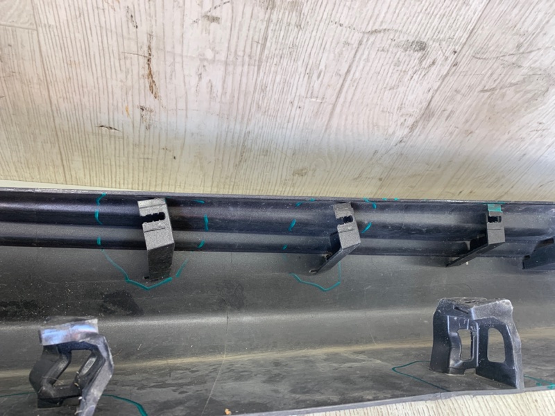 Накладка порога наружная левая 200 14-16 2015 UF 2.4 ED6