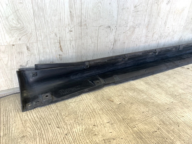 Накладка порога наружная левая JUKE 10-19 2010 F15 1.6 MR16DDT