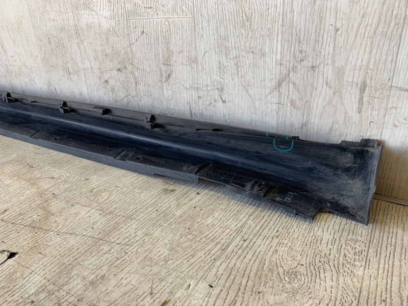 Накладка порога наружная левая JUKE 10-19 2010 F15 1.6 MR16DDT