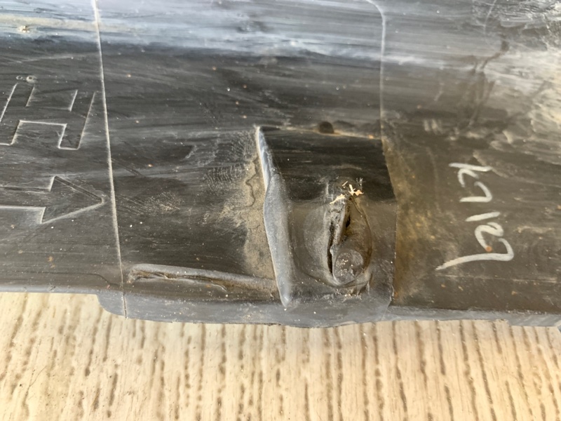 Накладка порога наружная левая JUKE 10-19 2010 F15 1.6 MR16DDT