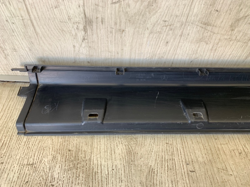 Накладка порога наружная задняя правая PATRIOT 10-17 2012 MK74 2.4 ED3 Накладка порога наружная задняя правая PATRIOT 10-17 2012 MK74 2.4 ED3