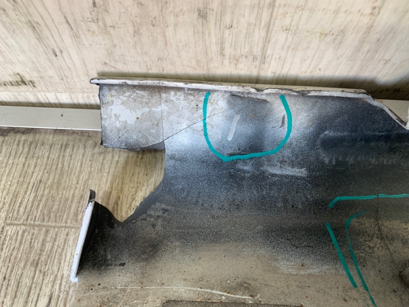 Накладка порога наружная правая FUSION 14- 2013 CD4 C20HDTX