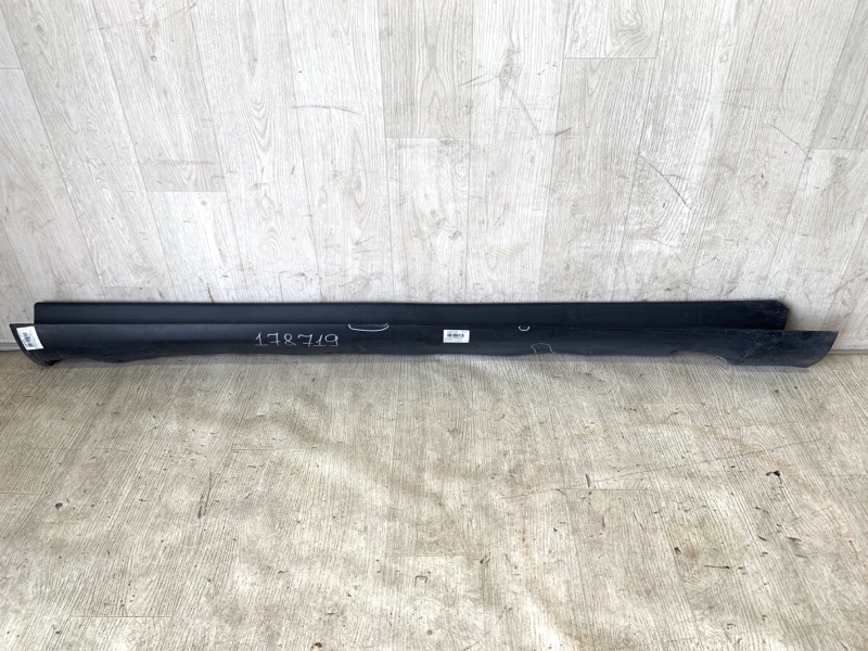 Запчасть накладка порога наружная правая JEEP CHEROKEE 14- 2014 KL 3.2 EHB 1YW36RXFAH Б/У Накладка порога наружная правая JEEP CHEROKEE 14- 2014 KL 3.2 EHB 1YW36RXFAH Б/У