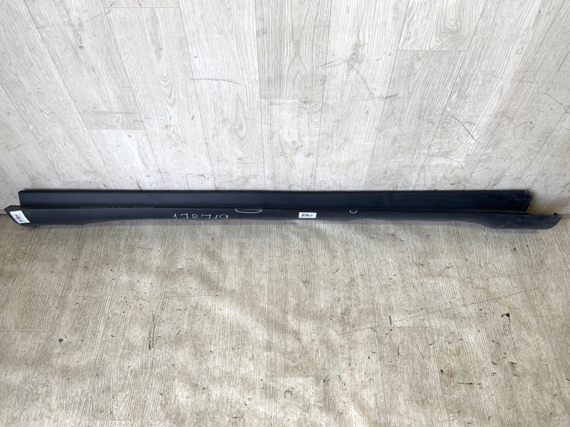 Накладка порога наружная правая CHEROKEE 14- 2014 KL 3.2 EHB Накладка порога наружная правая CHEROKEE 14- 2014 KL 3.2 EHB