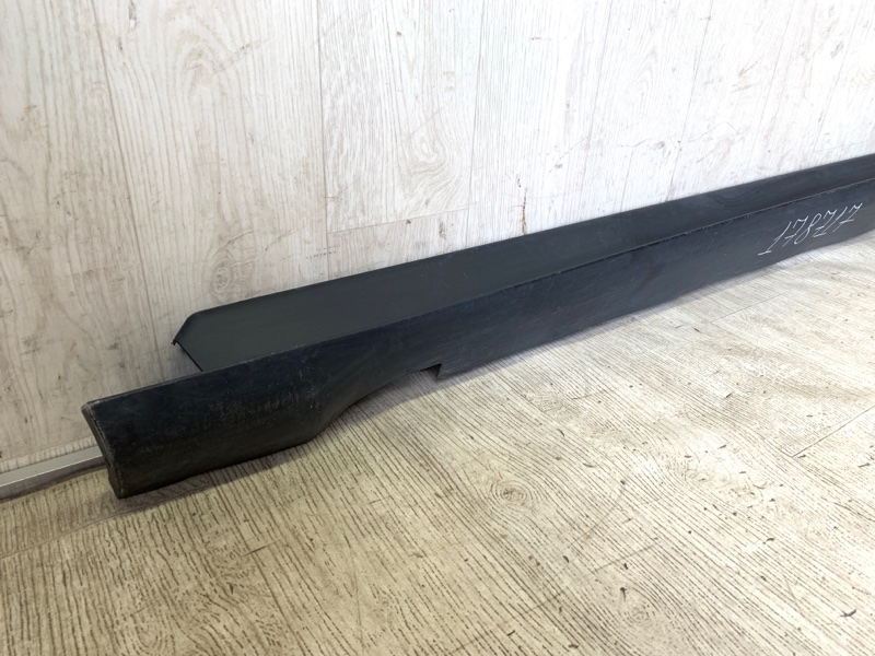 Накладка порога наружная левая JEEP CHEROKEE 14- KL 3.2 EHB Накладка порога наружная левая JEEP CHEROKEE 14- KL 3.2 EHB