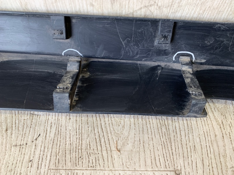 Накладка порога наружная левая CHEROKEE 14- 2014 KL 3.2 EHB Накладка порога наружная левая CHEROKEE 14- 2014 KL 3.2 EHB