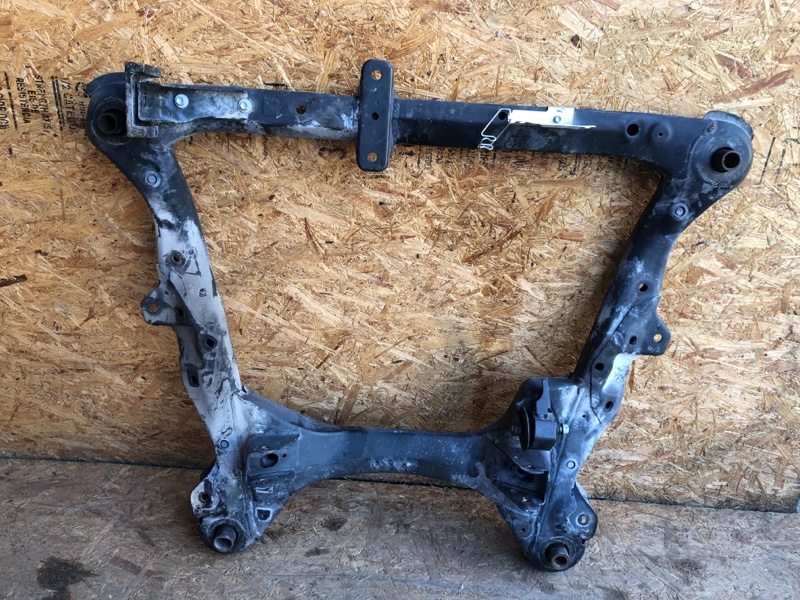 Запчасть балка передней подвески TOYOTA VENZA 09-16 2015 Минивэн 3.5 2GR-FE 51100-0T023 Б/У Балка передней подвески TOYOTA VENZA 09-16 2015 Минивэн 3.5 2GR-FE 51100-0T023 Б/У