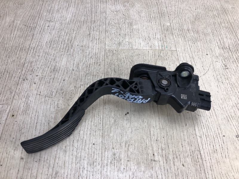 Запчасть педаль газа JEEP PATRIOT 10-17 MK74 4891586AC Б/У Педаль газа JEEP PATRIOT 10-17 MK74 4891586AC Б/У