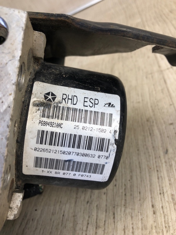 Блок ABS PATRIOT 10-17 2010 MK74 2.0 ECN Блок ABS PATRIOT 10-17 2010 MK74 2.0 ECN