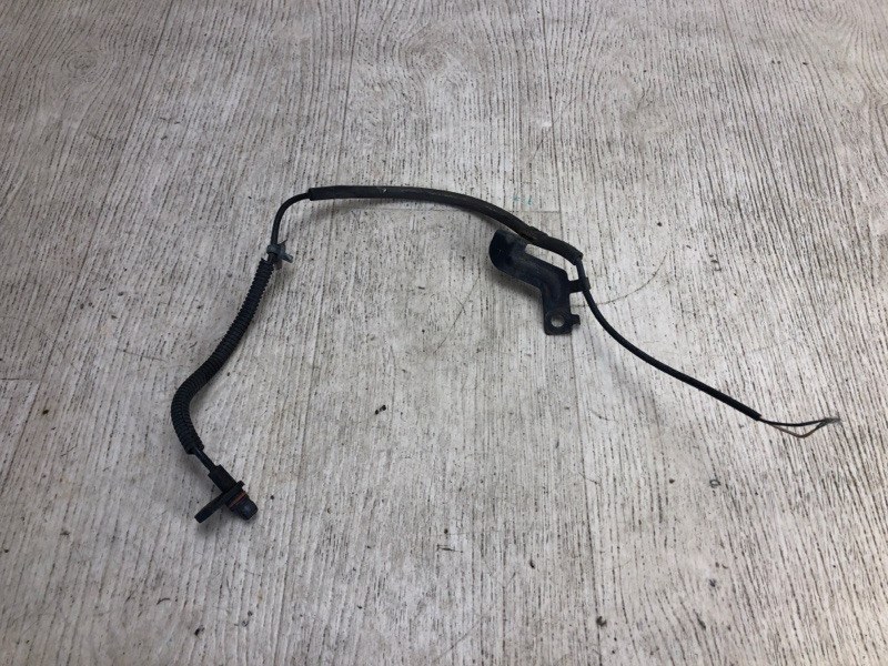 Запчасть датчик abs задний левый JEEP PATRIOT 10-17 2010 MK74 2.0 ECN 5105063AD Б/У Датчик ABS задний левый JEEP PATRIOT 10-17 2010 MK74 2.0 ECN 5105063AD Б/У