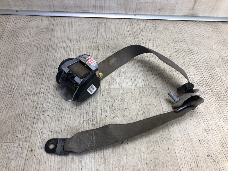 Запчасть ремень безопасности передний левый JEEP PATRIOT 10-17 2010 MK74 2.0 ECN 1BR851K2AD Б/У Ремень безопасности передний левый JEEP PATRIOT 10-17 2010 MK74 2.0 ECN 1BR851K2AD Б/У