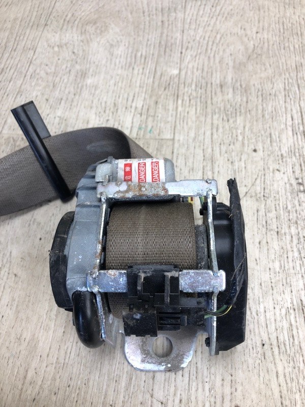 Ремень безопасности передний левый PATRIOT 10-17 2010 MK74 2.0 ECN Ремень безопасности передний левый PATRIOT 10-17 2010 MK74 2.0 ECN