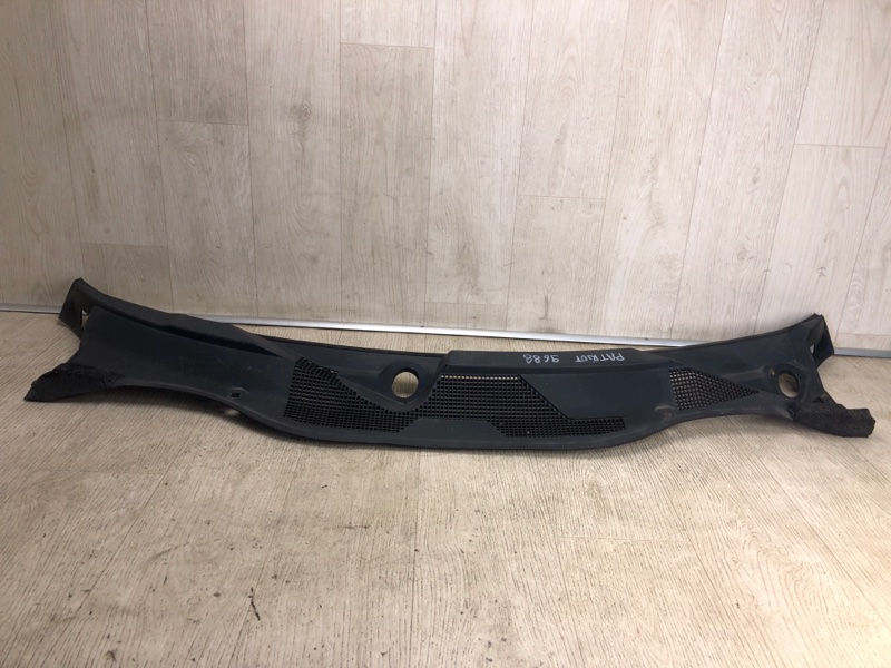 Запчасть пластик под лобовое стекло / жабо JEEP PATRIOT 10-17 2010 MK74 2.0 ECN 4879446AE Б/У Пластик под лобовое стекло / Жабо JEEP PATRIOT 10-17 2010 MK74 2.0 ECN 4879446AE Б/У