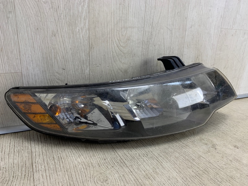Фара передняя правая FORTE/CERATO TD 08-13 2009 TD 2.0 G4KD Фара передняя правая FORTE/CERATO TD 08-13 2009 TD 2.0 G4KD