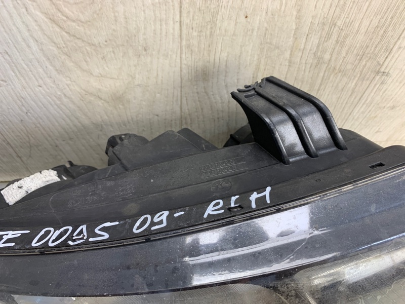 Фара передняя правая FORTE/CERATO TD 08-13 2009 TD 2.0 G4KD Фара передняя правая FORTE/CERATO TD 08-13 2009 TD 2.0 G4KD