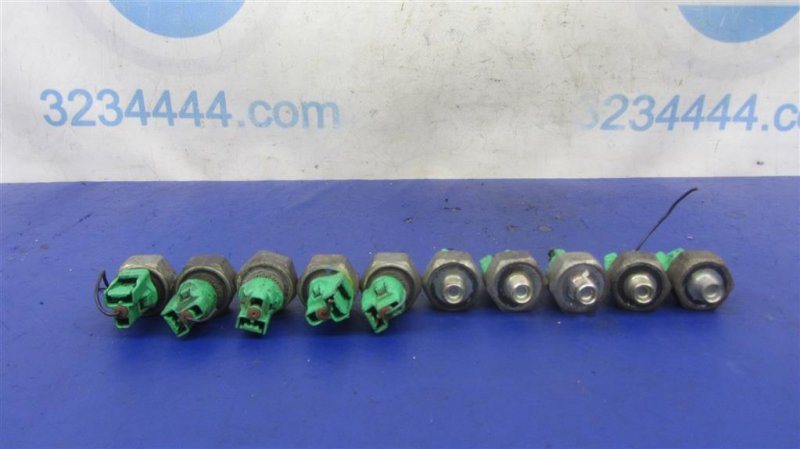 Датчик детонации TOYOTA CAMRY 30 02-06 Датчик детонации TOYOTA CAMRY 30 02-06