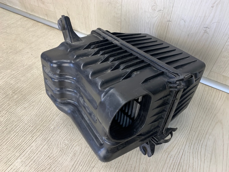 Корпус воздушного фильтра SANTA FE (CM) 05-12 2006-2009 CM 2.2CRDI D4EB