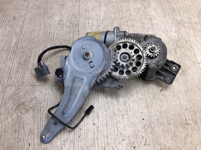 Моторчик привода ляды ACADIA 12-16 2013 5R1 3.6 LLT Моторчик привода ляды ACADIA 12-16 2013 5R1 3.6 LLT