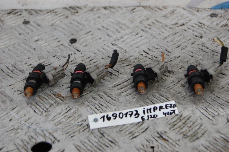 Форсунка топливная SUBARU IMPREZA 07-11 GE/GH 16600AA270 Б/У