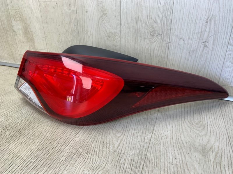 Фонарь наружный правый ELANTRA MD 10-15 MD