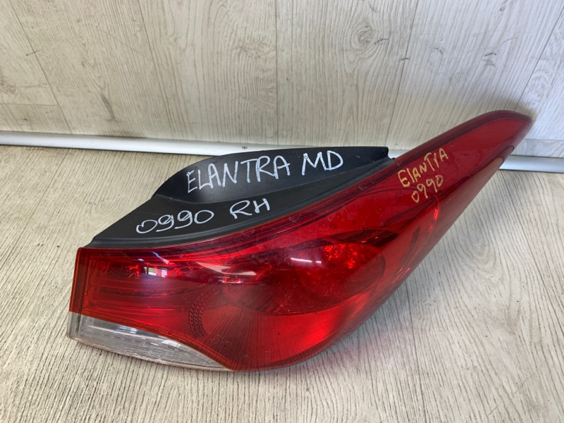 Фонарь наружный правый ELANTRA MD 10-15 2012 MD 1.8 G4NB