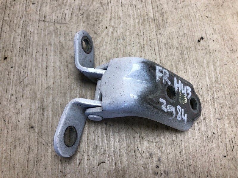 Запчасть петля двери нижняя передняя правая HYUNDAI SONATA YF 10-14 2014 YF 2.0 G4KH 79320-2E000 Б/У Петля двери нижняя передняя правая HYUNDAI SONATA YF 10-14 2014 YF 2.0 G4KH 79320-2E000 Б/У