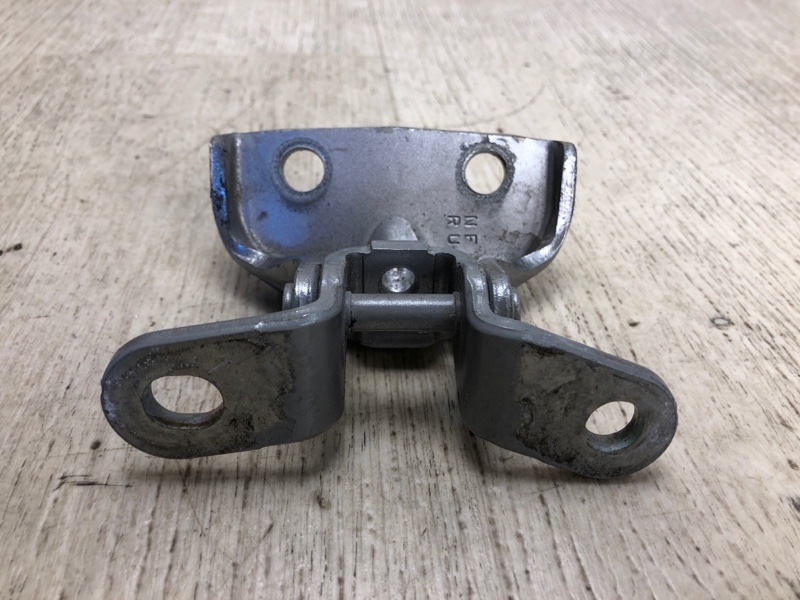 Петля двери верхняя задняя левая SONATA YF 10-14 2012 YF 2.4 G4KK